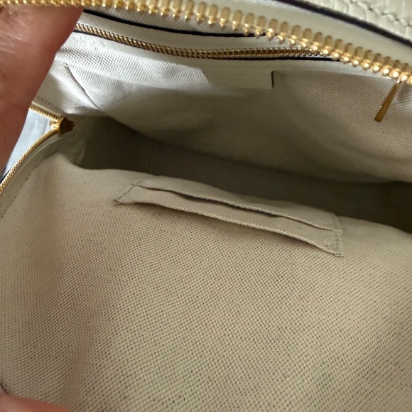 Gucci GG Supreme Flora Small Backpack with Web Stripe + Dust Bag - Picture 4 of 4